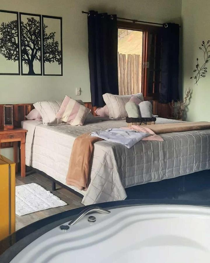 E Bangalos Capim Limao Lodge Bueno Brandao